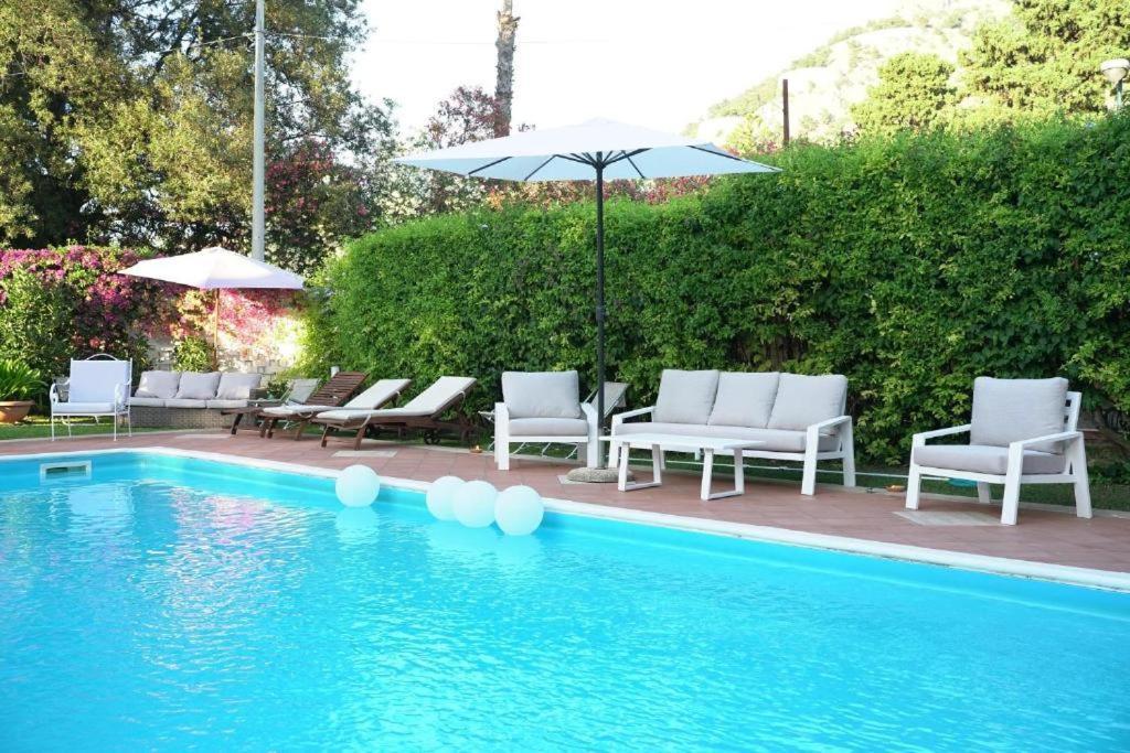Villa Losanna มอนเดลโล ภายนอก รูปภาพ
